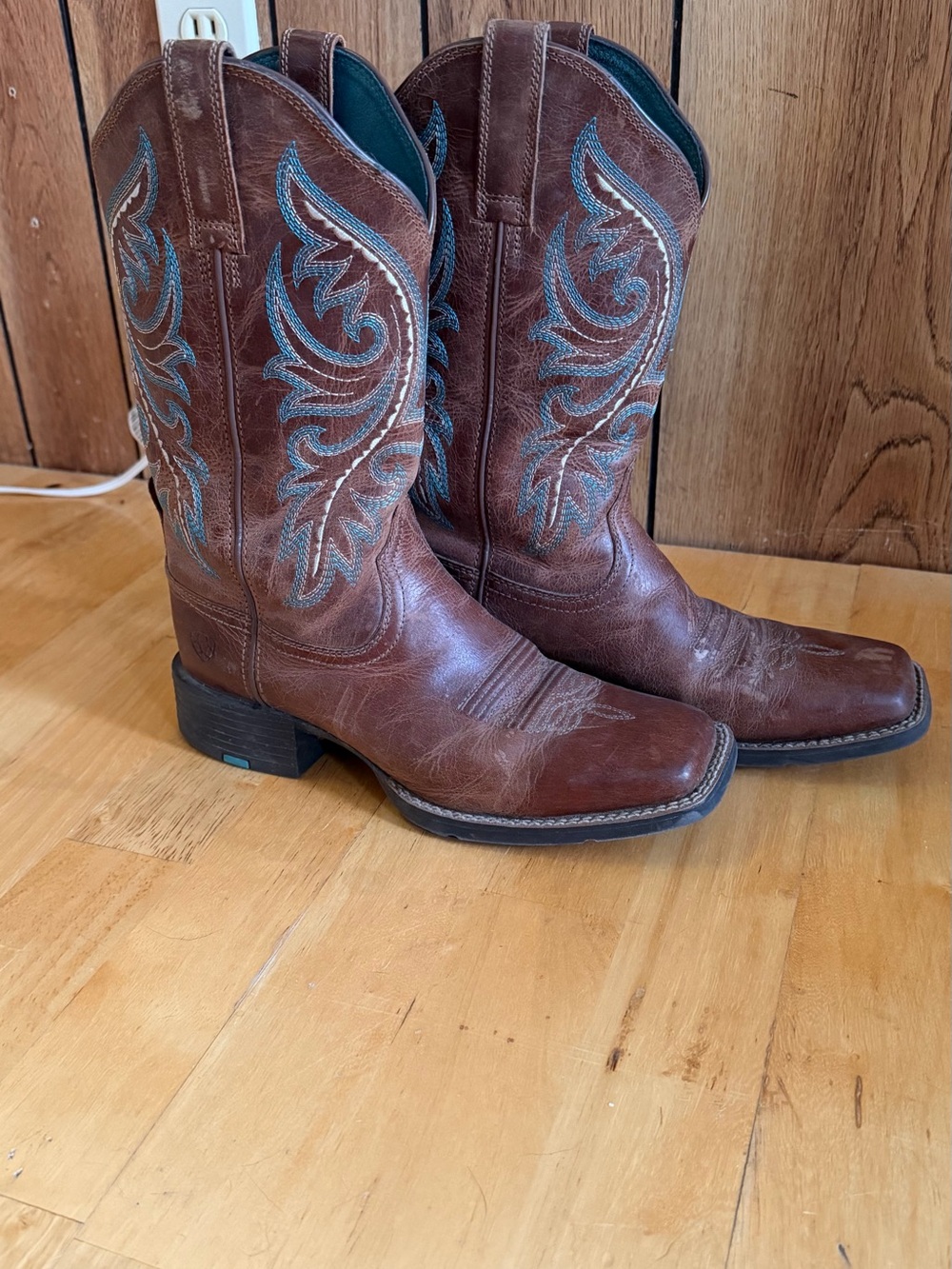 Ariat Brown Leather Zip Up Western Boots with Blue Embroidery